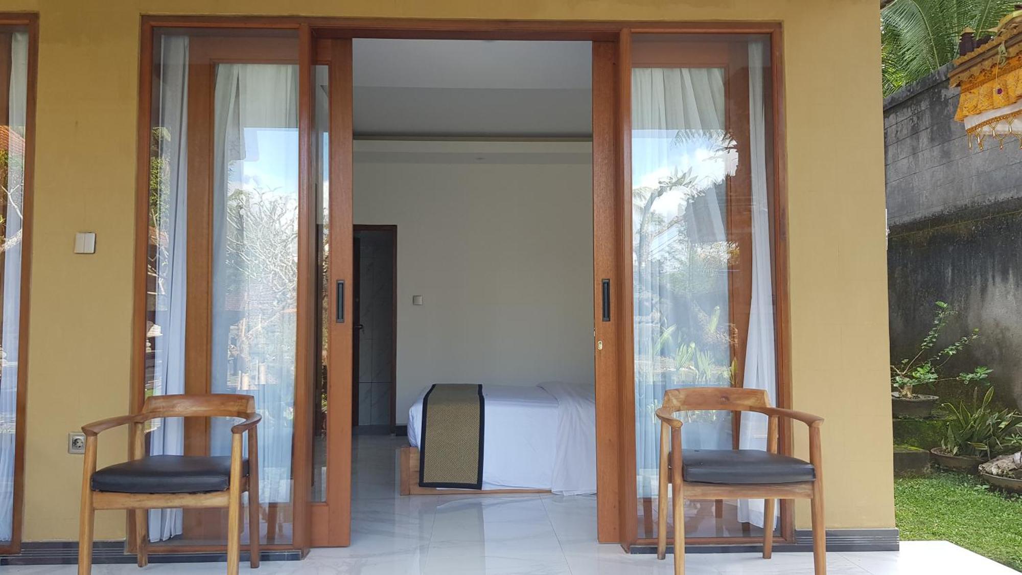 Ari Guest House Undisan Luaran gambar